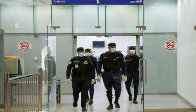 قوات الأمن في مطار الكويت الدولي