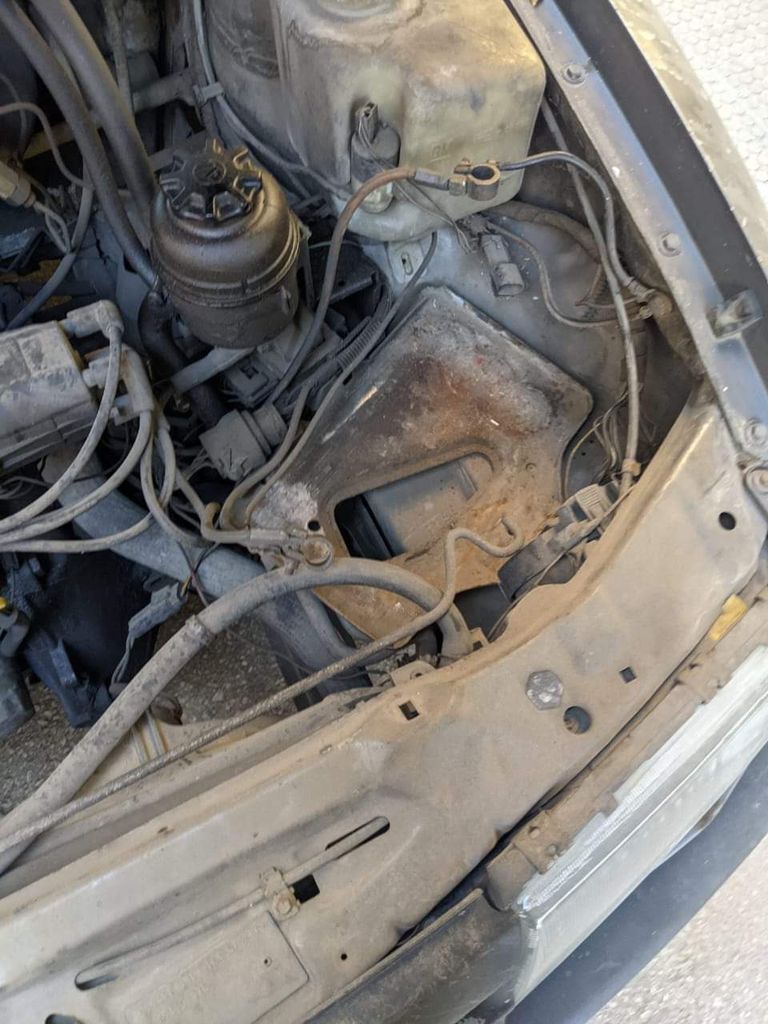 إطارات السيارات هدف سهل للصوص في لبنان