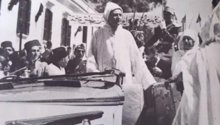 السلطان محمد الخامس خلال زيارته لمدينة طنجة - أرشيفية