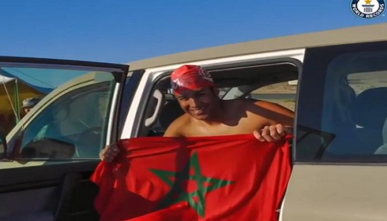 السباح المغربي العالمي حسن براكة