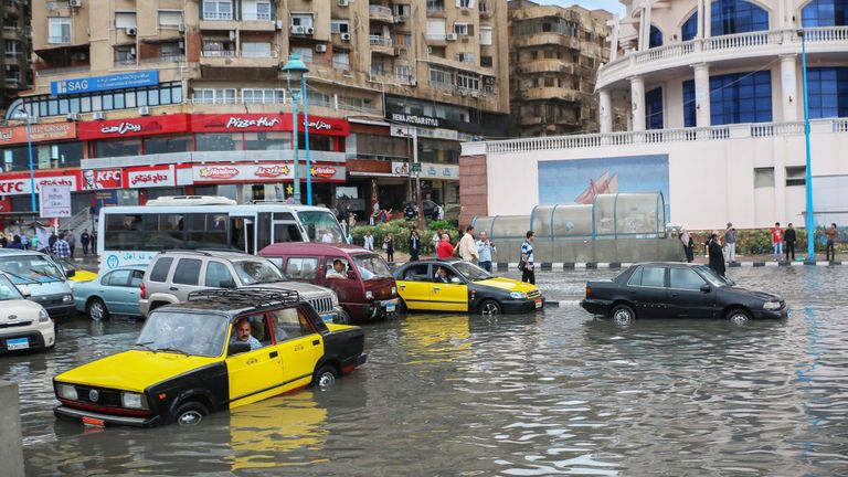 مخاوف من طقس سيئ في مصر