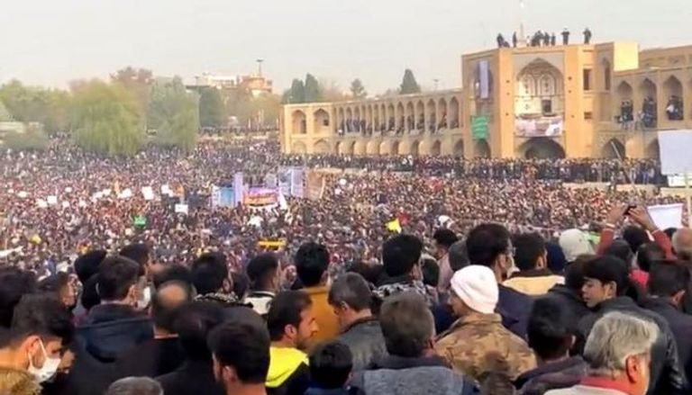 مظاهرات حاشدة في أصفهان الإيرانية - أرشيفية