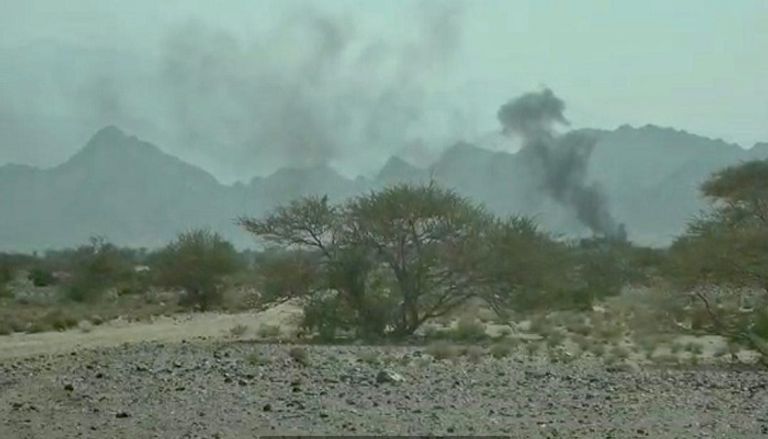 جانب من المعارك بين المقاومة المشتركة والحوثيين بتعز والحديدة