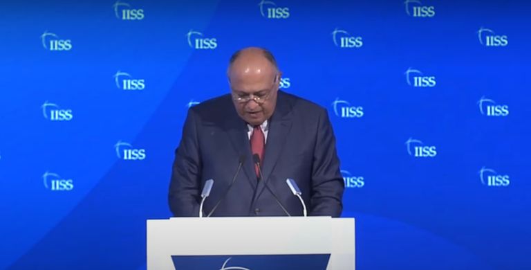 وزير الـخارجية المصري خلال مشاركته بحوار المنامة وزير الخارجية المصري خلال مشاركته بحوار المنامة