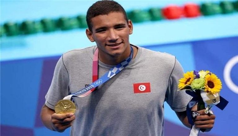 أحمد الحفناوي لاعب السباحة التونسي