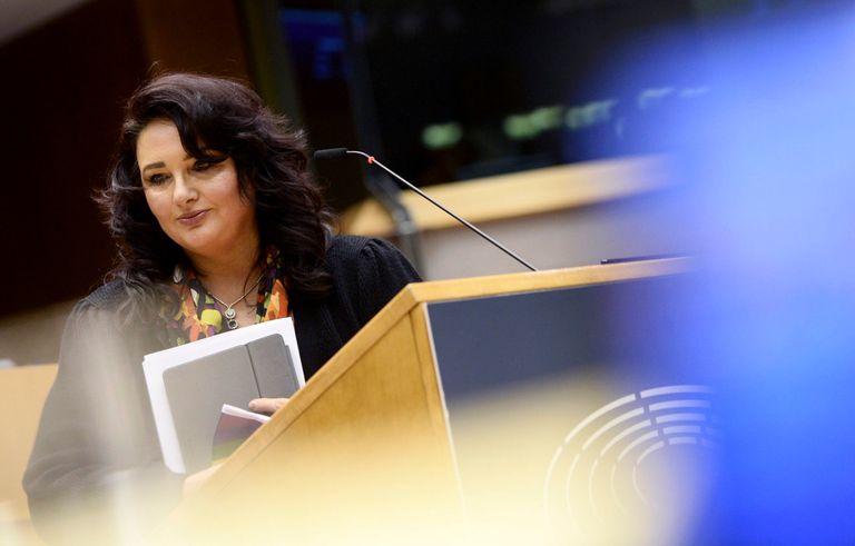 المفوضة الأوروبية للمساواة هيلينا دالي إحدى مشاركات