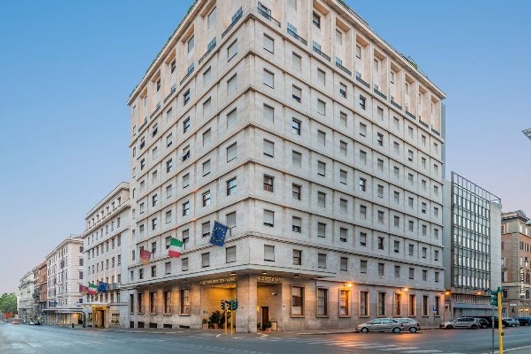 فندق Hotel Mediterraneo فندق Casa di Santa Francesca Romana a Ponte Rotto