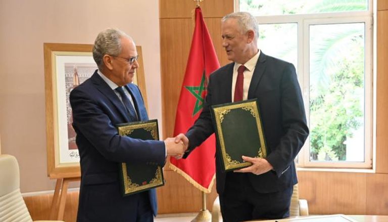 خلال توقيع الاتفاقية العسكرية بين المغرب وإسرائيل