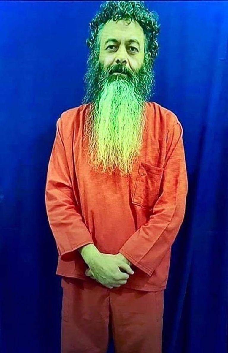 ضابط الشرطة السابق محمد عويس المعروف إعلاميا بـ"الضابط الخائن"