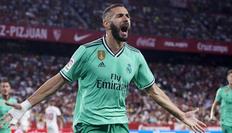 كريم بنزيمة مهاجم ريال مدريد هداف الدوري الإسباني