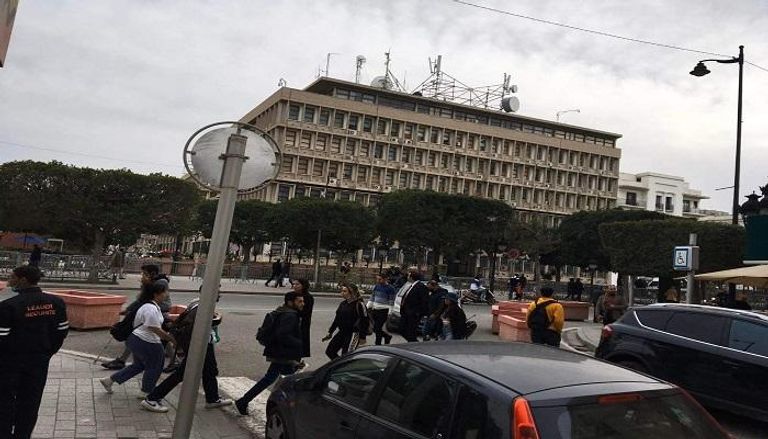 الأمن التونسي يحبط محاولة اعتداء على وزارة الداخلية