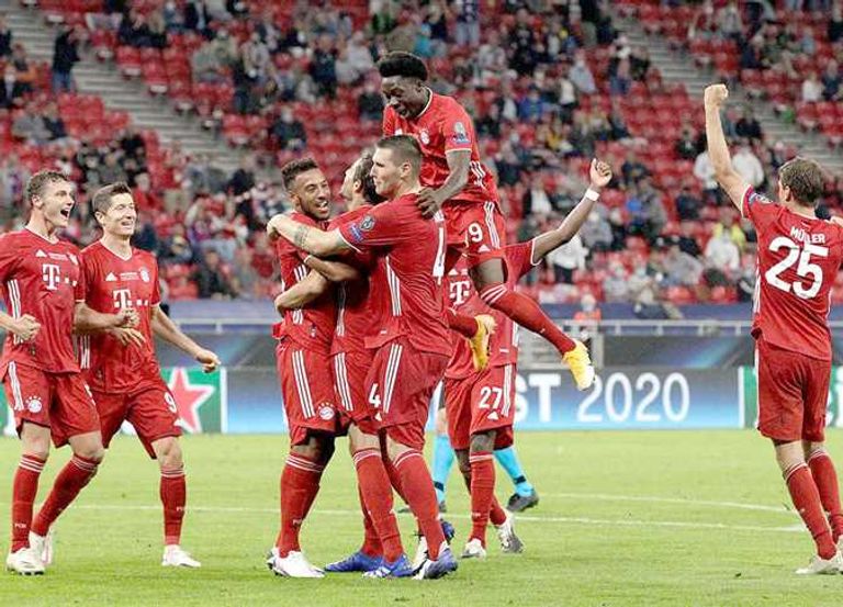 فريق بايرن ميونخ بايرن ميونخ