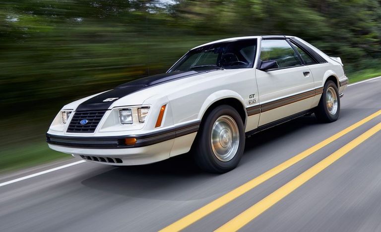 طراز Ford Mustang Convertible 