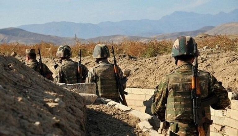 جنود على الحدود بين أرمينيا وأذربيجان-أ.ف.ب