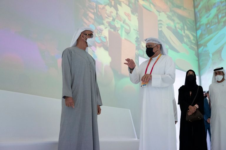 الشيخ محمد بن زايد آل نهيان أثناء الزيارة