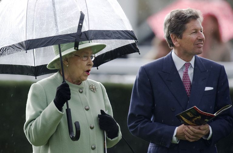 الملكة إليزابيث الثانية، ملكة إنجلترا