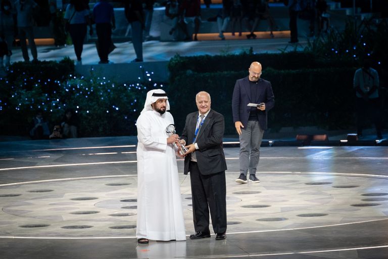 المصري عماد الدين أديب يفوز بجائزة شخصية العام الإعلامية