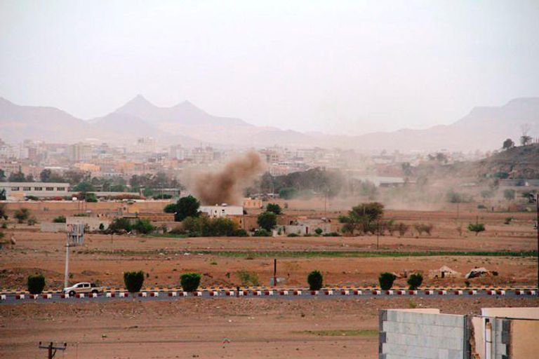 ضربات للتحالف ضد أهداف حوثية مطار صنعاء - أرشيفية