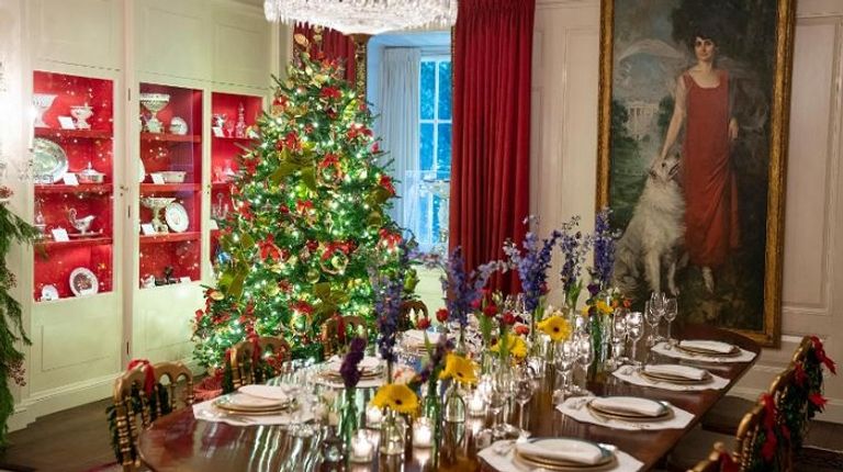 البيت الأبيض يتزين لعيد الميلاد - سي إن إن