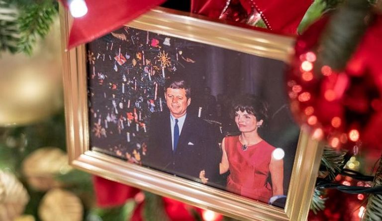 البيت الأبيض يتزين لعيد الميلاد - سي إن إن