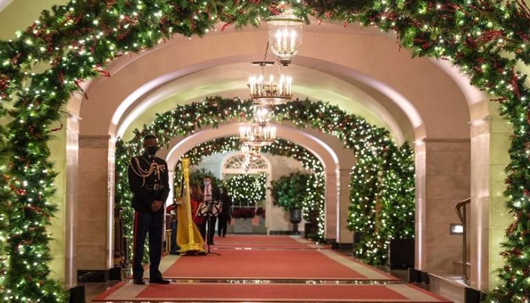 البيت الأبيض يتزين لعيد الميلاد - سي إن إن
