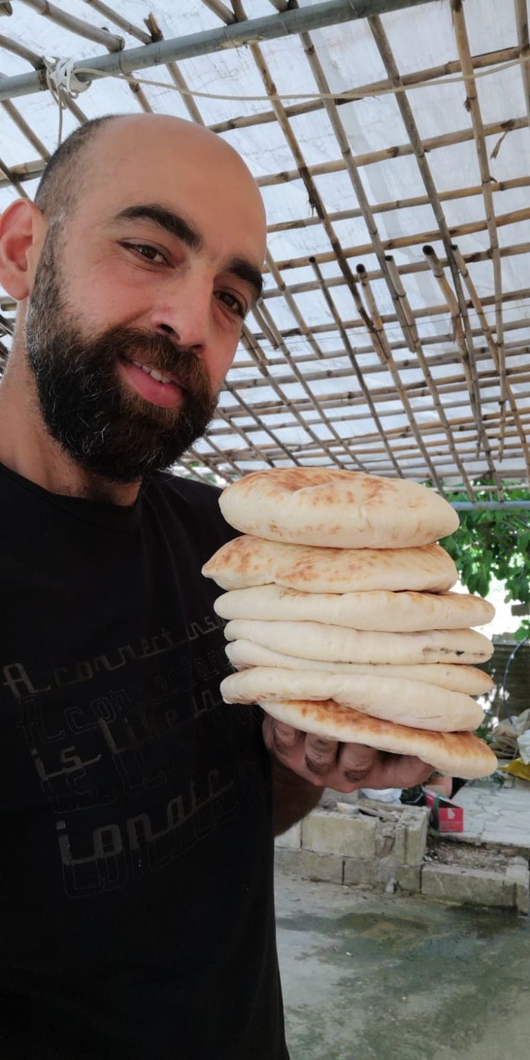 الطابوبة تستخدم في إعداد الخبز والمناقيش