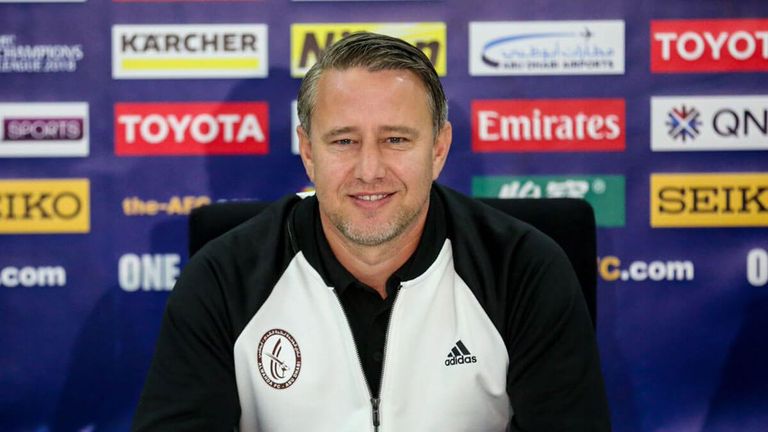 مارادونا مع الوصل