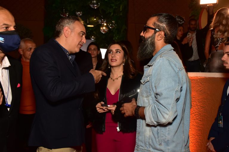 ويجز وأحمد مالك