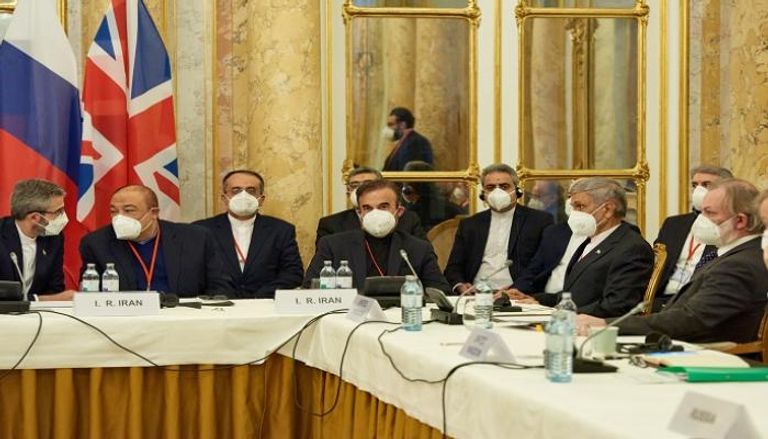 جانب من محادثات فيينا بشأن الاتفاق النووي مع إيران- رويترز