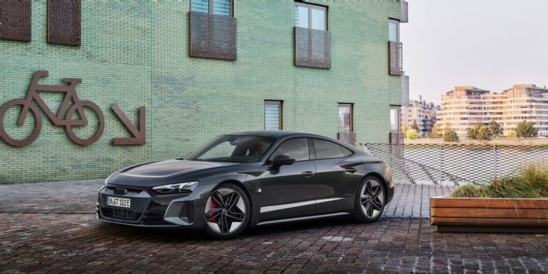 طراز Audi RS e-tron GT طراز Audi e-tron S