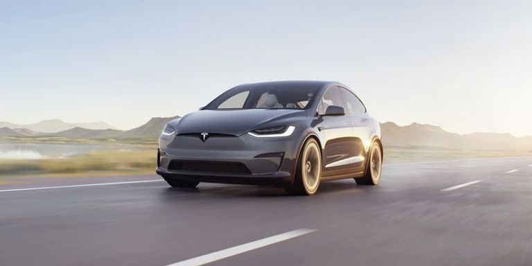 طراز Tesla Model X Plaid طراز Audi e-tron S