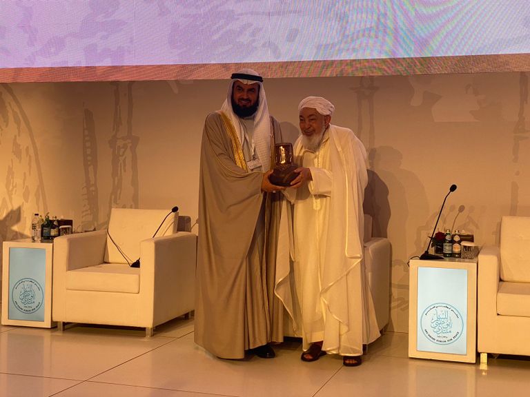 سلطان النعيمي المدير العام لمركز الإمارات للدراسات والبحوث الاستراتيجية