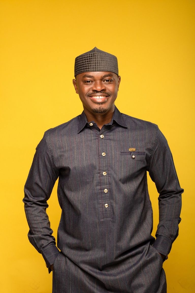 شعار مبادرة صون الكرامة في رواية القصص