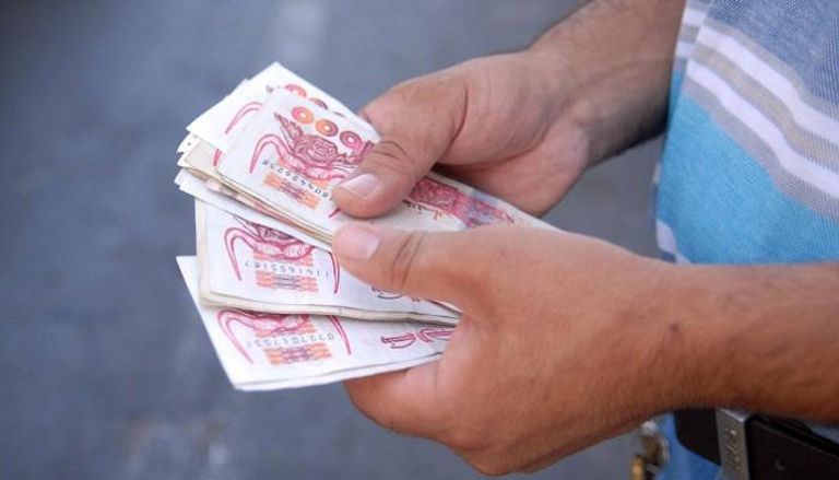 أسعار اليورو والدولار اليوم في الجزائر