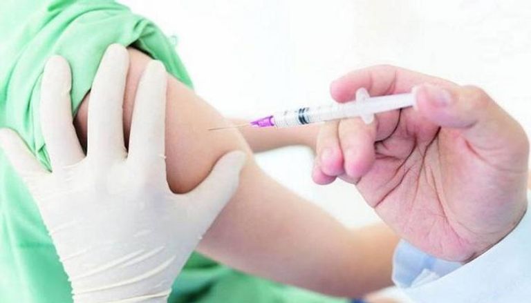 الكويت تتيح التسجيل لتلقي اللقاح حتى عمر 5 سنوات