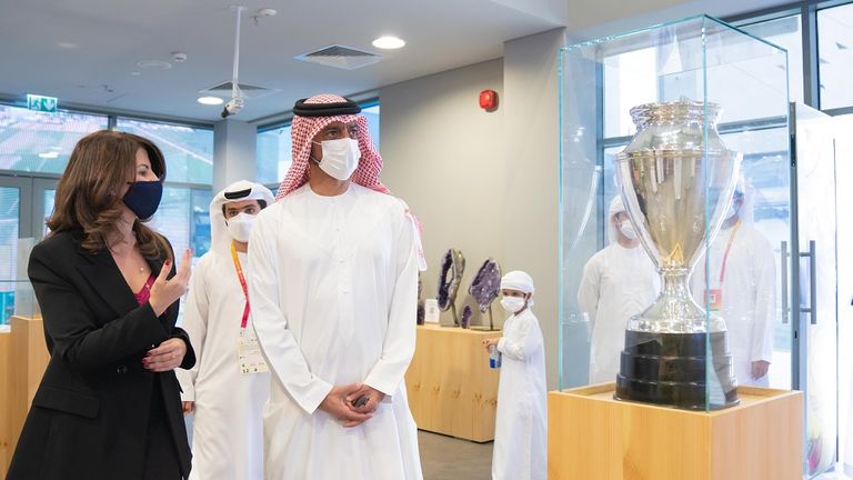 ولي عهد عجمان يزور جناح أوروجواي في إكسبو 2020 دبي