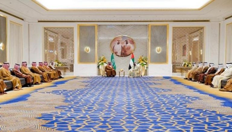 الشيخ محمد بن راشد يستقبل الأمير محمد بن سلمان في مقر إكسبو 2020 دبي