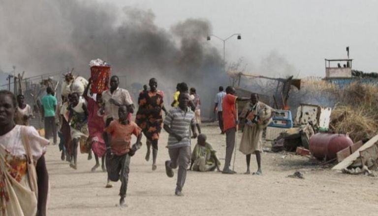 مدنيون يفرون من أعمال اقتتال في جنوب السودان - أرشيفية