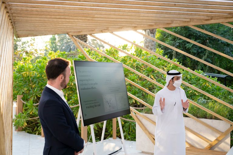 الشيخ محمد بن زايد آل نهيان يستقبل بيل جيتس