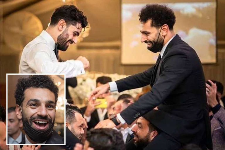 صلاح في فرح شقيقه نصر