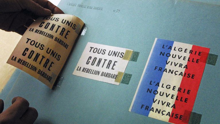 جزء من أرشيف فترة احتلال فرنسا للجزائر - أرشيفية جزء من أرشيف فترة احتلال فرنسا للجزائر - أرشيفية