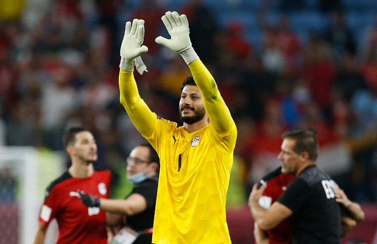 محمد الشناوي حارس مرمى منتخب مصر حمدي فتحي لاعب منتخب مصر