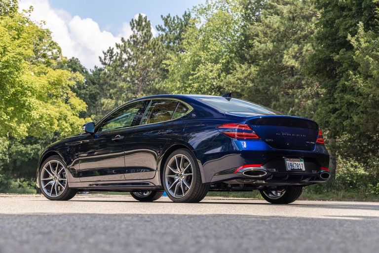 طراز Genesis G70 طراز Audi A5