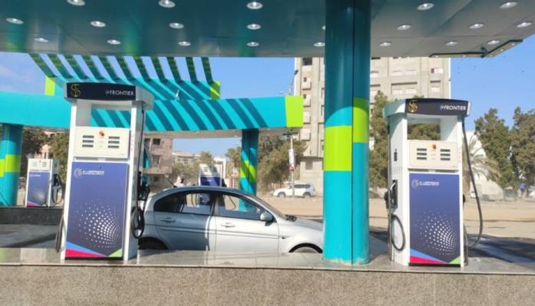 تحسن الريال.. يخفض أسعار الوقود في اليمن