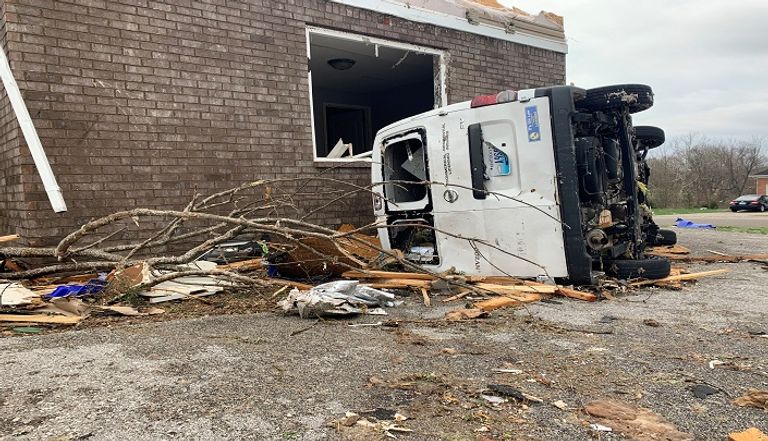 جانب من الدمار الذي خلفته الأعاصير في ولاية كنتاكي