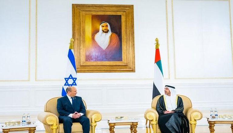  الشيخ عبدالله بن زايد آل نهيان يستقبل رئيس الوزراء الإسرائيلي