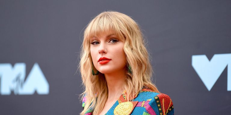 المغنية الأمريكية تايلور سويفت