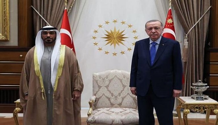 جانب من لقاء الرئيس التركي والسفير الإماراتي لدى أنقرة