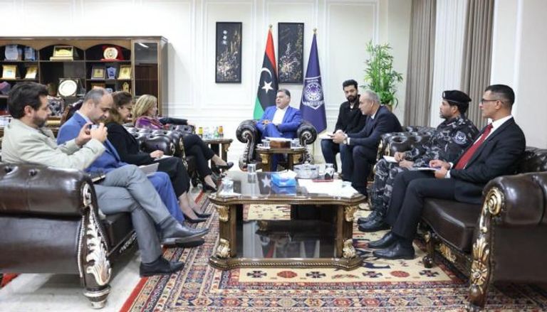 جانب من لقاء وزير الداخلية الليبي والمبعوثة الخاصة للأمم المتحدة