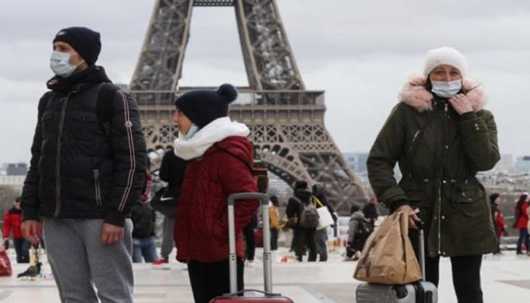 فرنسا تفرض قيود على السفر أكثر صرامة بسبب أوميكرون